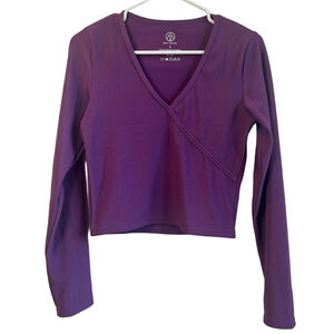 MOVE THEOLOGY Ribbed Long Sleeve Crop